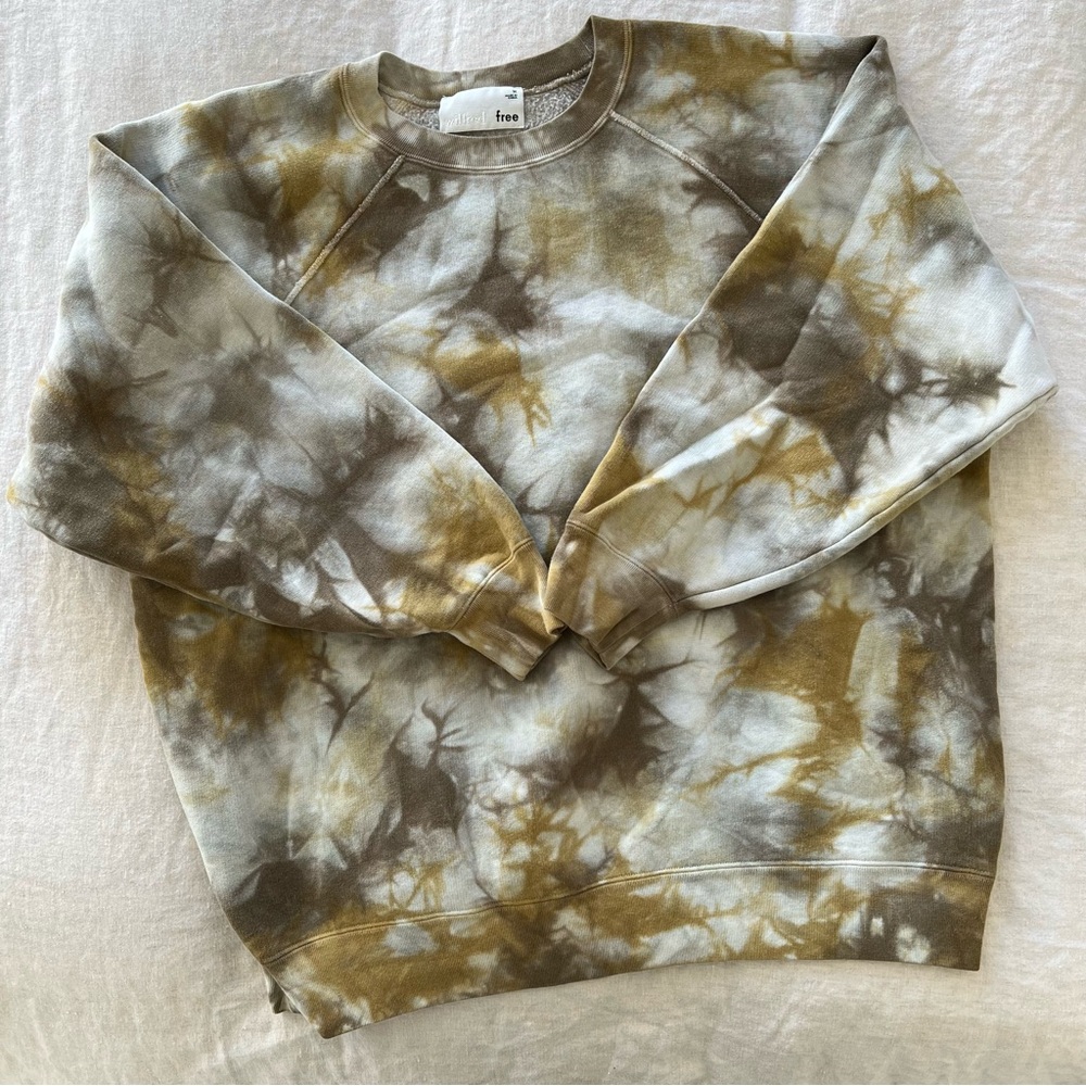 LOWEST 〰️ Aritzia Wilfred Free Inside Out Crewneck